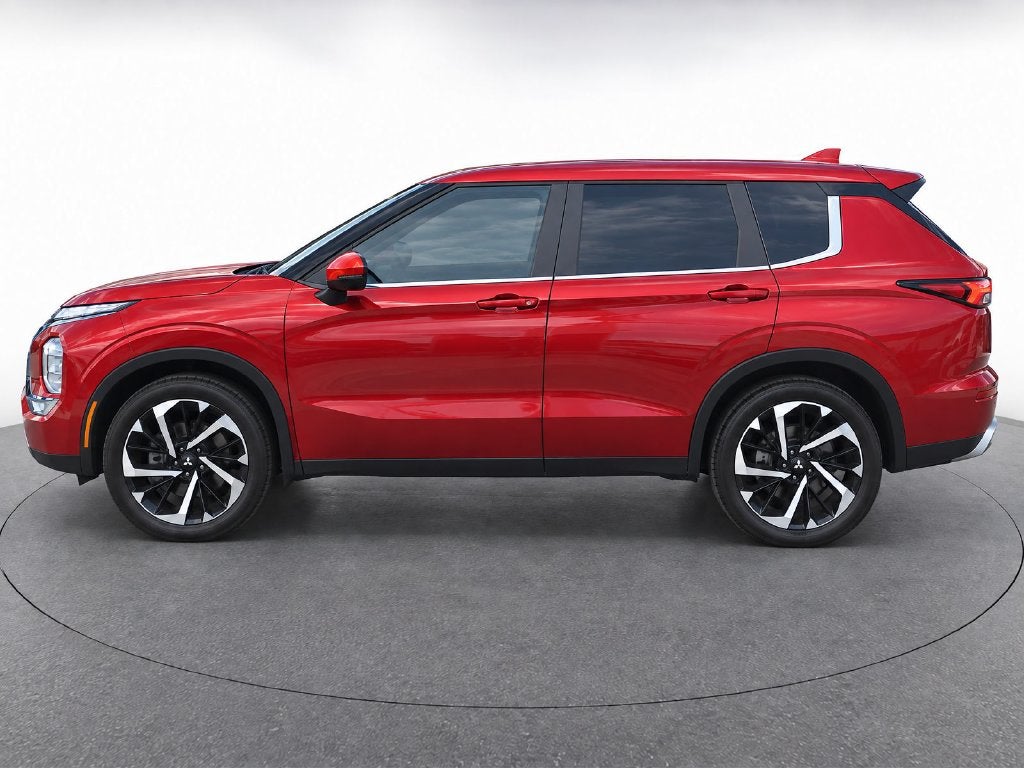 2024 Mitsubishi Outlander Base
