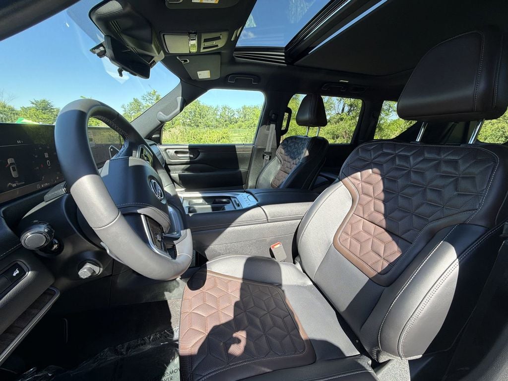 2025 Nissan Armada Platinum Reserve