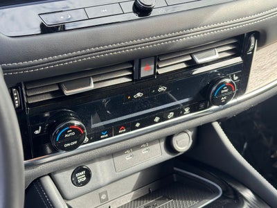 2024 Nissan Rogue Platinum AWD