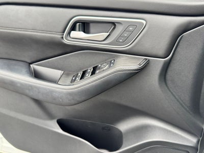 2024 Nissan Rogue Platinum AWD