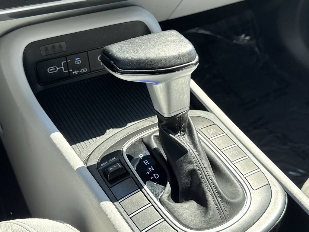 2024 Hyundai Kona SEL FWD