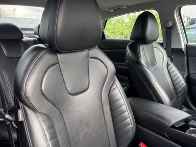 2024 Hyundai Elantra Limited FWD