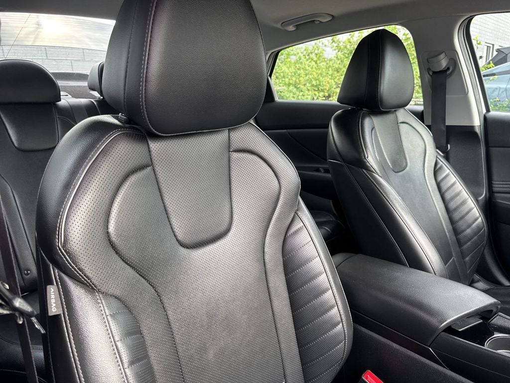 2024 Hyundai Elantra Limited FWD