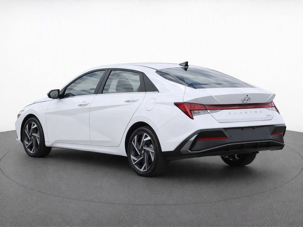 2024 Hyundai Elantra Limited FWD
