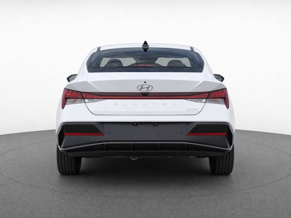 2024 Hyundai Elantra Limited FWD