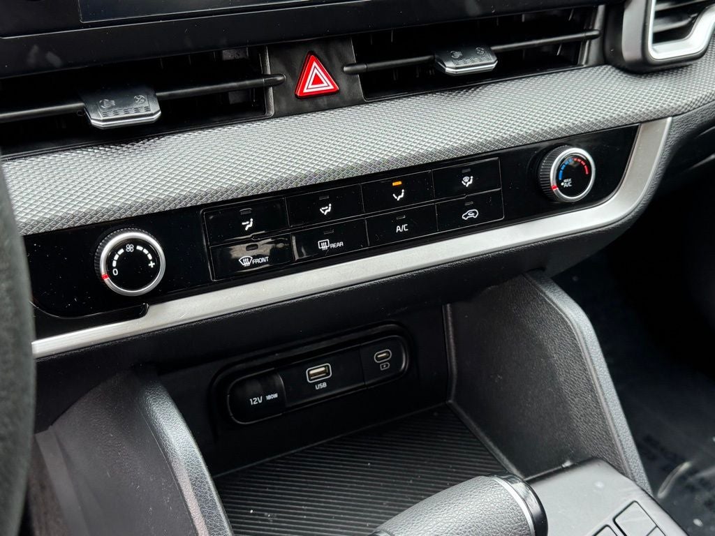 2024 Kia Sportage LX FWD
