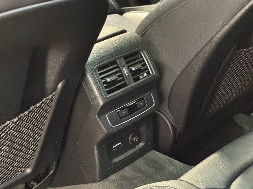 2022 Audi SQ5 Sportback Premium quattro