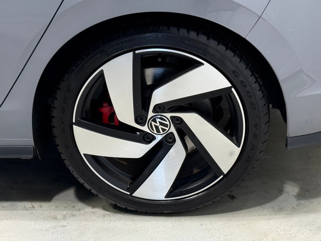 2024 Volkswagen Golf GTI 2.0T S
