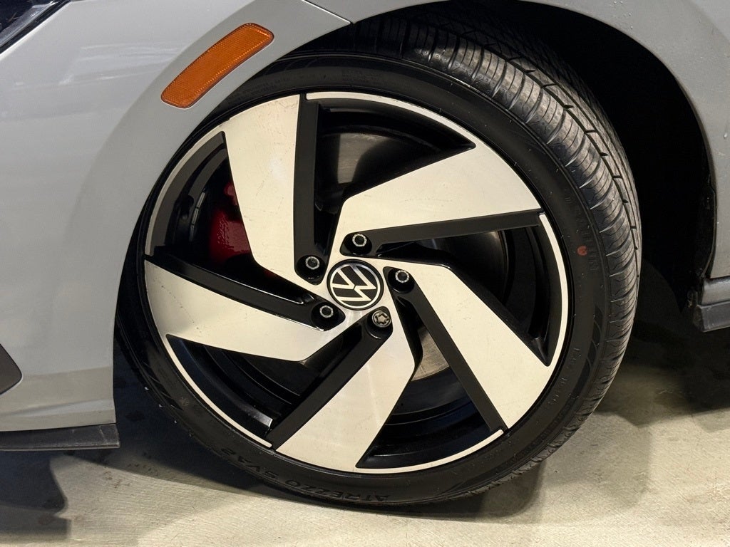 2024 Volkswagen Golf GTI 2.0T S