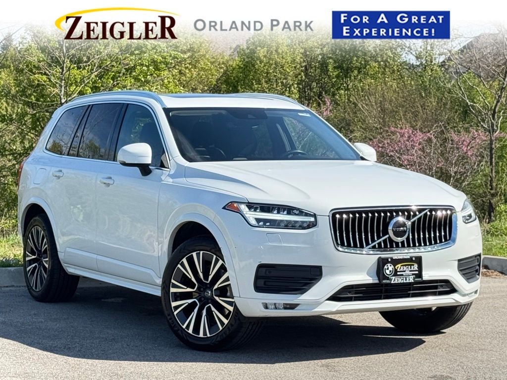 2021 Volvo XC90 T6 Momentum
