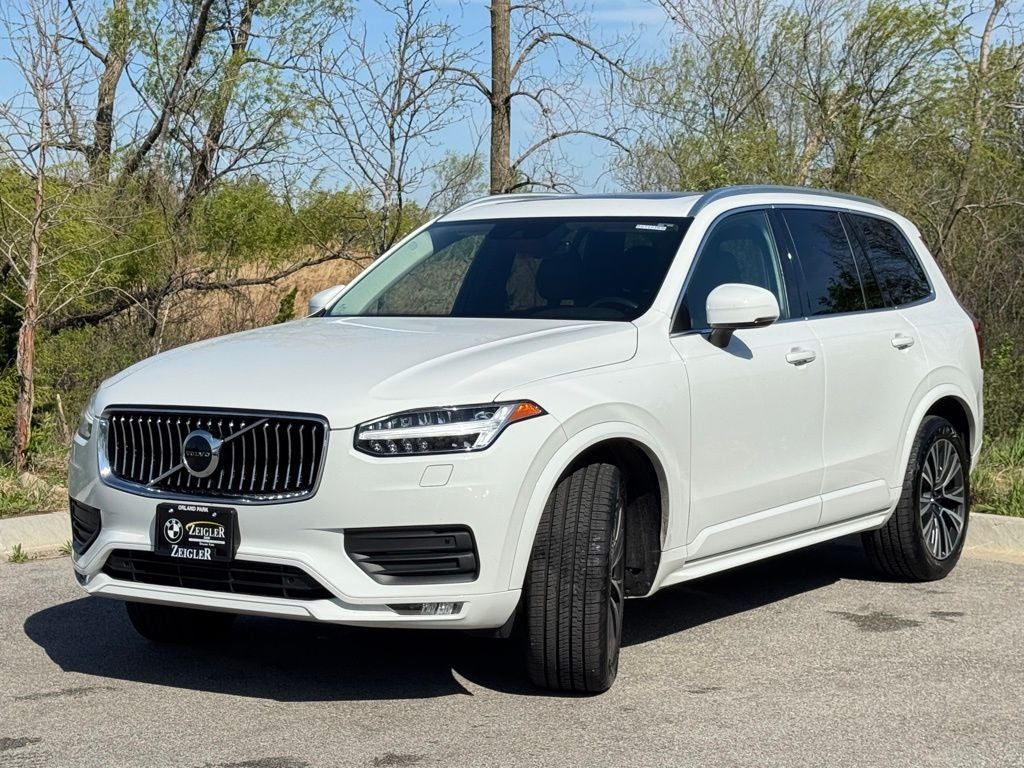 2021 Volvo XC90 T6 Momentum