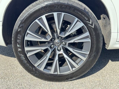 2021 Volvo XC90 T6 Momentum