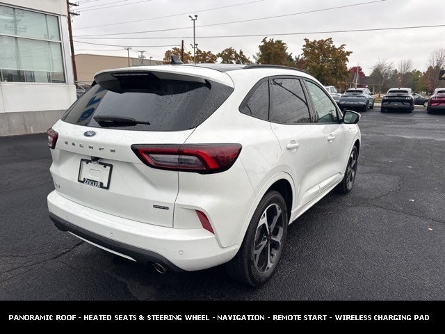 2023 Ford Escape Hybrid ST-Line Elite AWD