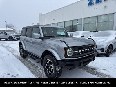 2023 Ford Bronco Outer Banks HARD TOP
