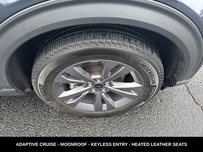 2024 Ford Explorer XLT TWIN PANEL MOONROOF