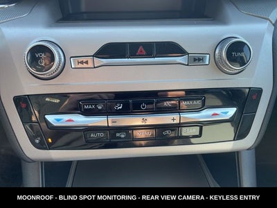 2023 Ford Explorer XLT MOONROOF