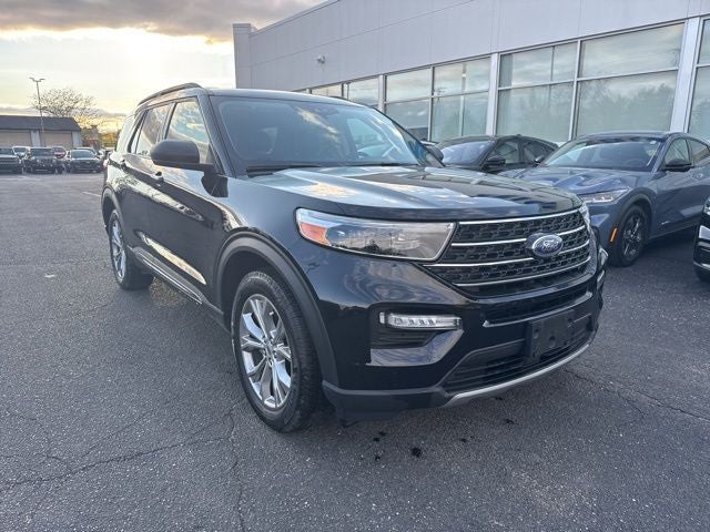 2024 Ford Explorer XLT PANORAMIC ROOF