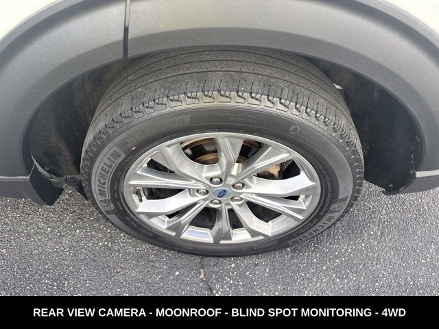 2023 Ford Explorer XLT TWIN PANEL MOONROOF