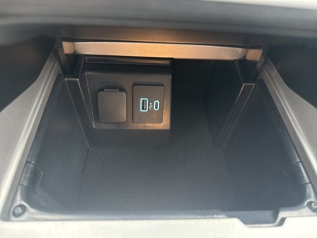 2023 Ford Explorer Limited TWIN PANEL MOONROOF