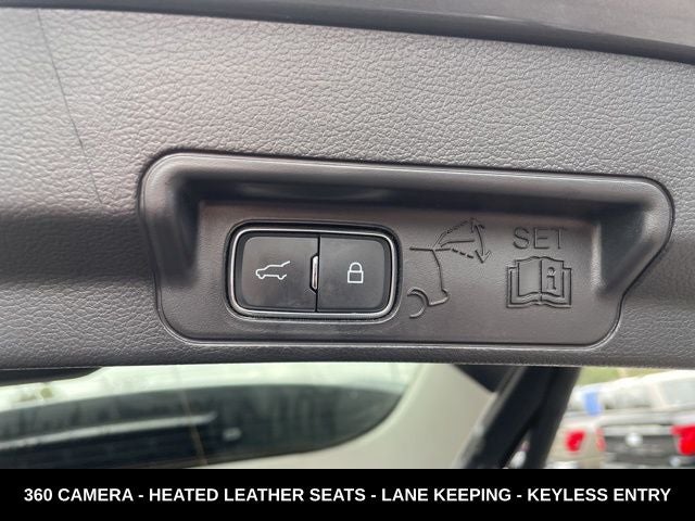2025 Ford Explorer Active HEATED SEATS & STEERING WHEEL