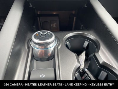 2025 Ford Explorer Active HEATED SEATS & STEERING WHEEL