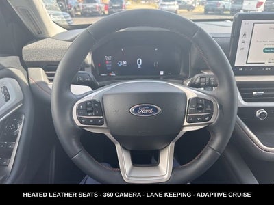 2025 Ford Explorer Active STILL LIKE NEW
