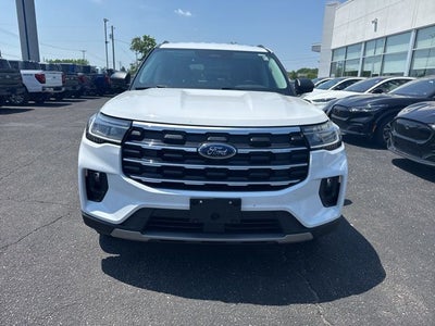 2025 Ford Explorer Active 4WD