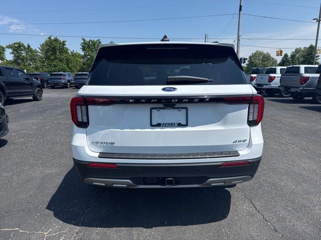 2025 Ford Explorer Active 4WD