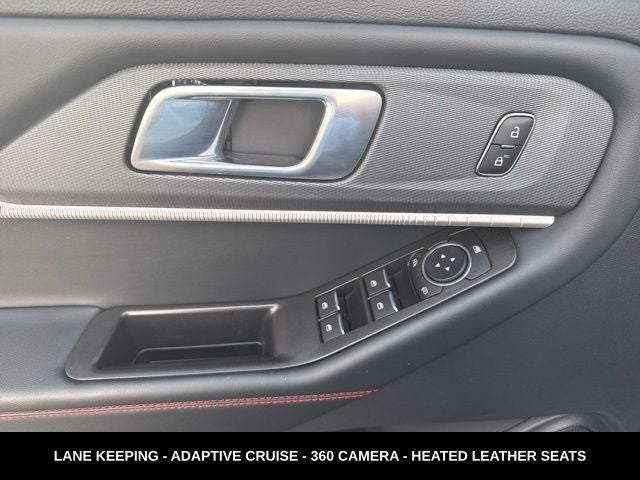 2025 Ford Explorer ST-Line 4WD