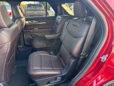2025 Ford Explorer Platinum ULTIMATE PACKAGE