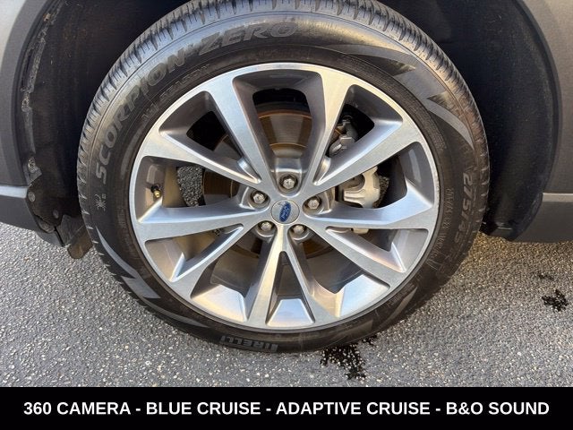 2025 Ford Explorer Platinum ULTIMATE PACKAGE