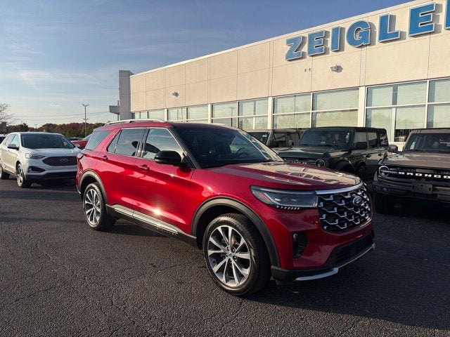 2025 Ford Explorer Platinum ULTIMATE PACKAGE