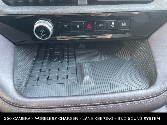 2025 Ford Explorer Platinum 400HP ULTIMATE PACKAGE