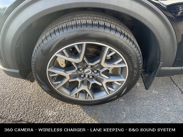 2025 Ford Explorer Platinum 400HP ULTIMATE PACKAGE