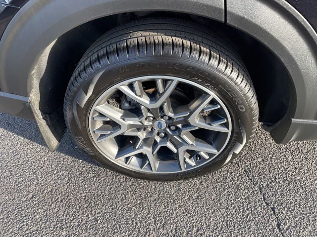 2025 Ford Explorer Platinum 400HP ULTIMATE PACKAGE