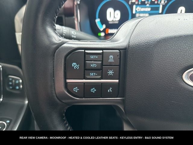 2023 Ford F-150 Lariat TWIN PANEL MOONROOF