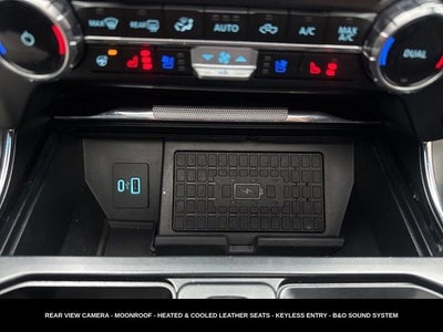 2023 Ford F-150 Lariat TWIN PANEL MOONROOF