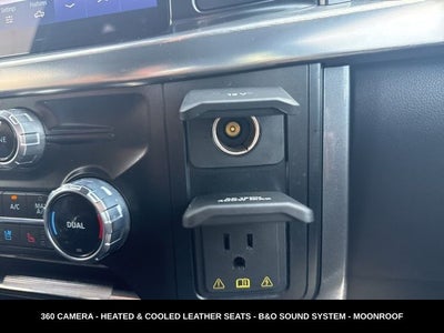 2023 Ford F-150 Lariat TWIN PANEL MOONROOF