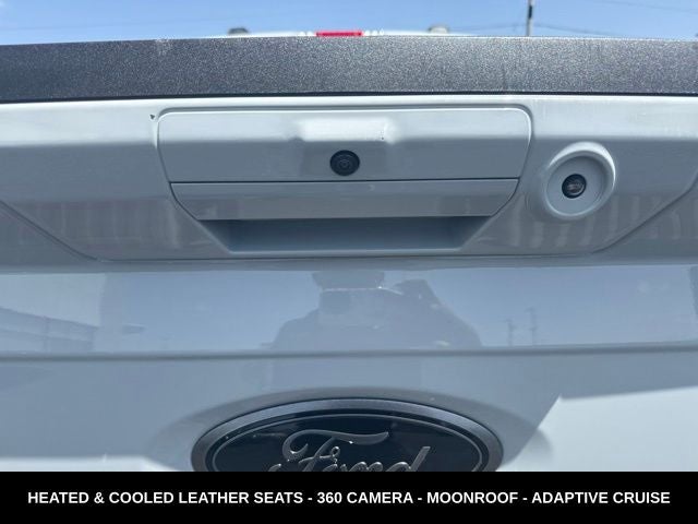 2023 Ford F-150 Lariat TWIN PANEL MOONROOF