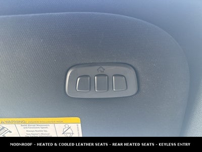 2023 Ford F-150 Lariat TWIN PANEL MOONROOF