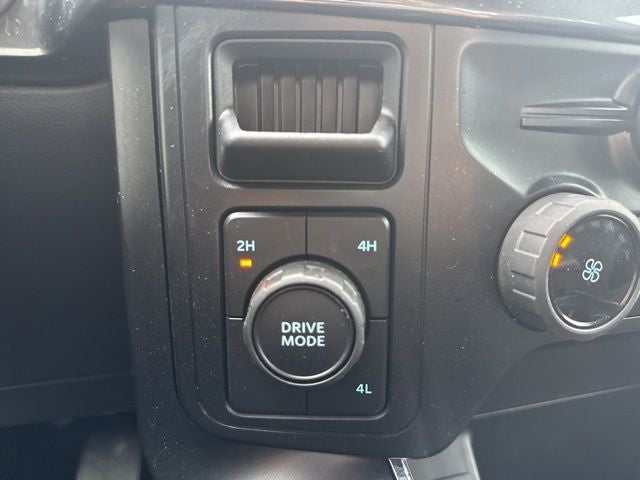 2024 Ford F-150 STX BLACK APPEARANCE PACKAGE