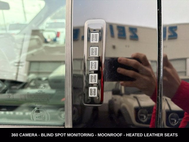 2024 Ford F-150 XLT TWIN PANEL MOONROOF
