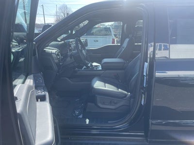 2025 Ford F-150 Lariat LESS THAN 1,000 MILES