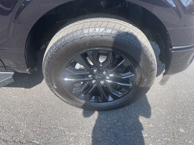 2025 Ford F-150 Lariat LESS THAN 1,000 MILES