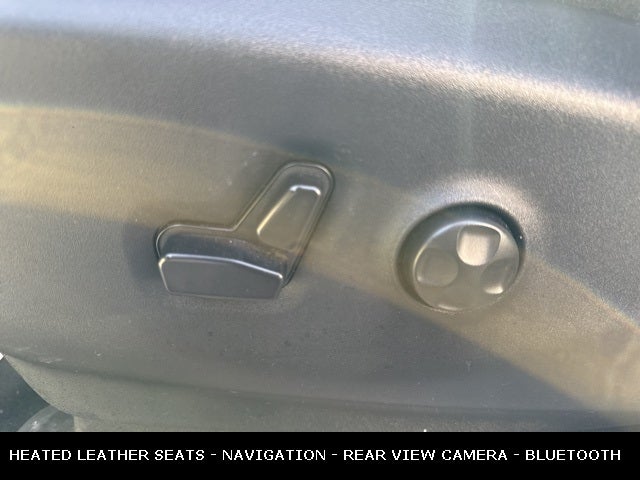 2023 Chrysler Pacifica Touring L STOW N GO SEATING