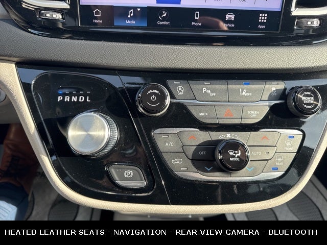 2023 Chrysler Pacifica Touring L STOW N GO SEATING