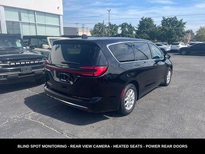 2024 Chrysler Pacifica Touring L STOW N GO SEATING