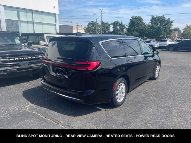 2024 Chrysler Pacifica Touring L STOW N GO SEATING