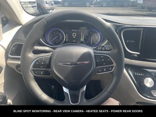 2024 Chrysler Pacifica Touring L STOW N GO SEATING