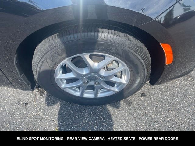 2024 Chrysler Pacifica Touring L STOW N GO SEATING